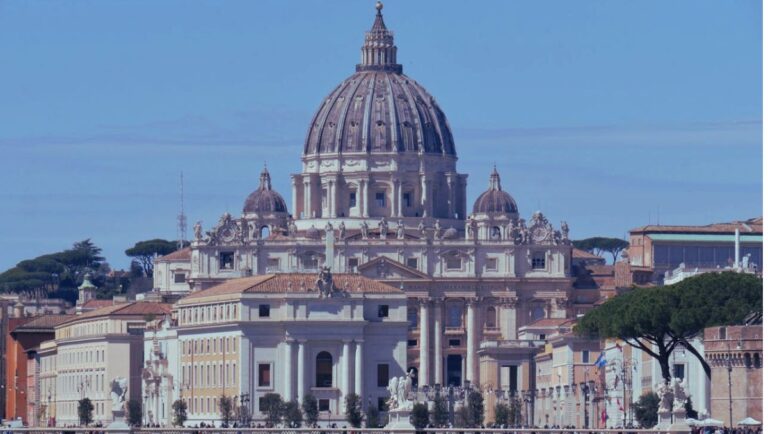 Italy Travel Guide For First-Time Visitors (2026) 8 Italy Travel Guide St. Peter's Basilica